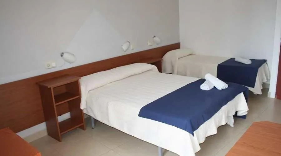 Hostal Albergue Residencia Sant Jordi Llançà
